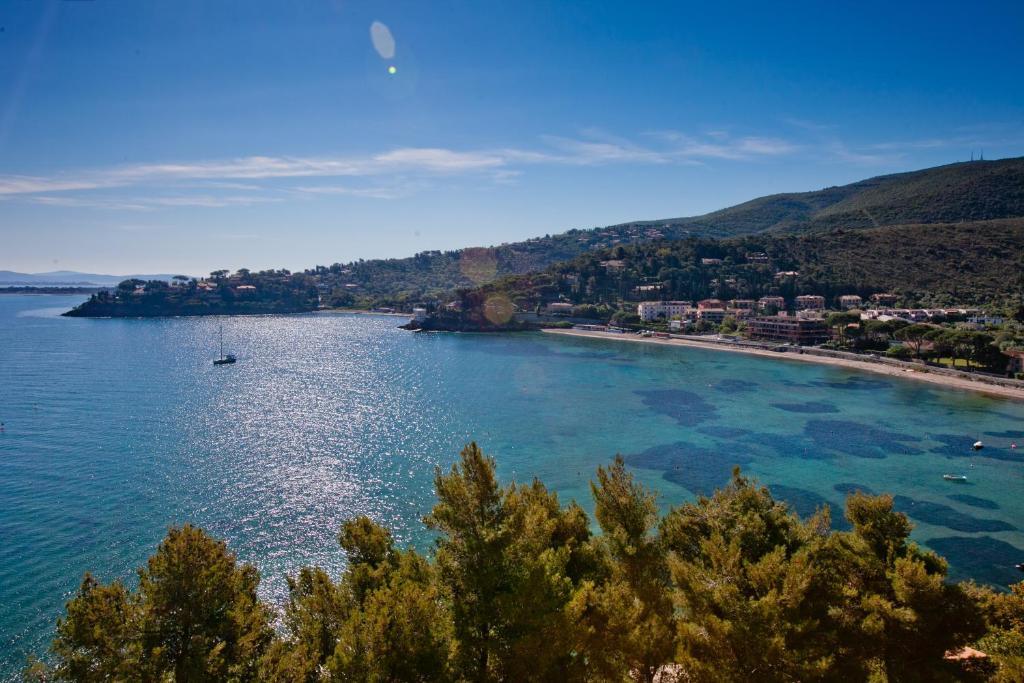 Albergo Filippo II Porto Santo Stefano  Ngoại thất bức ảnh